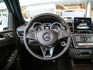 2017GLE 400 4MATIC P
