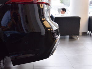 2017GLE 400 4MATIC ^