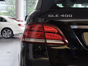 2017GLE 400 4MATIC ^