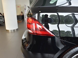 2017GLE 400 4MATIC ^