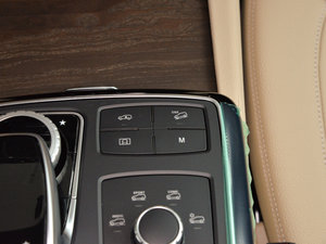 2017GLE 400 4MATIC п؅^