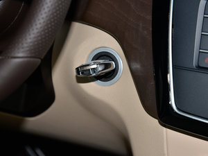 2017GLE 400 4MATIC п؅^