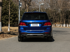 2017GLE 400 4MATIC ^