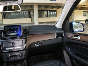 2017GLE 400 4MATIC п؅^