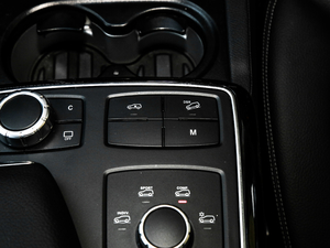 2017GLE 400 4MATIC п؅^