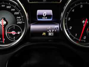 2017GLE 400 4MATIC п؅^(q)