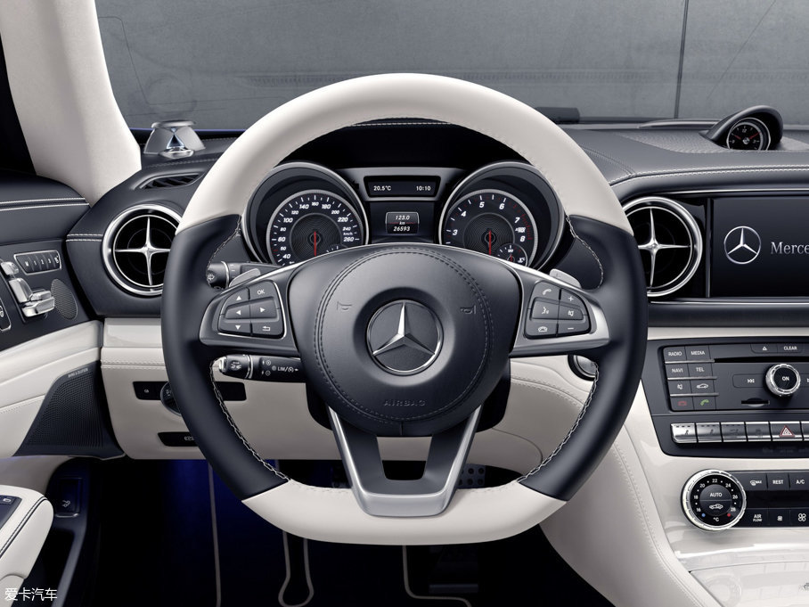 2017YSL Designo Edition