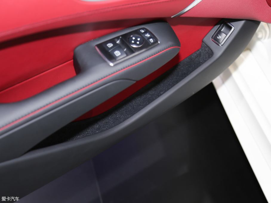 2017YSL SL 400 Passion Edition