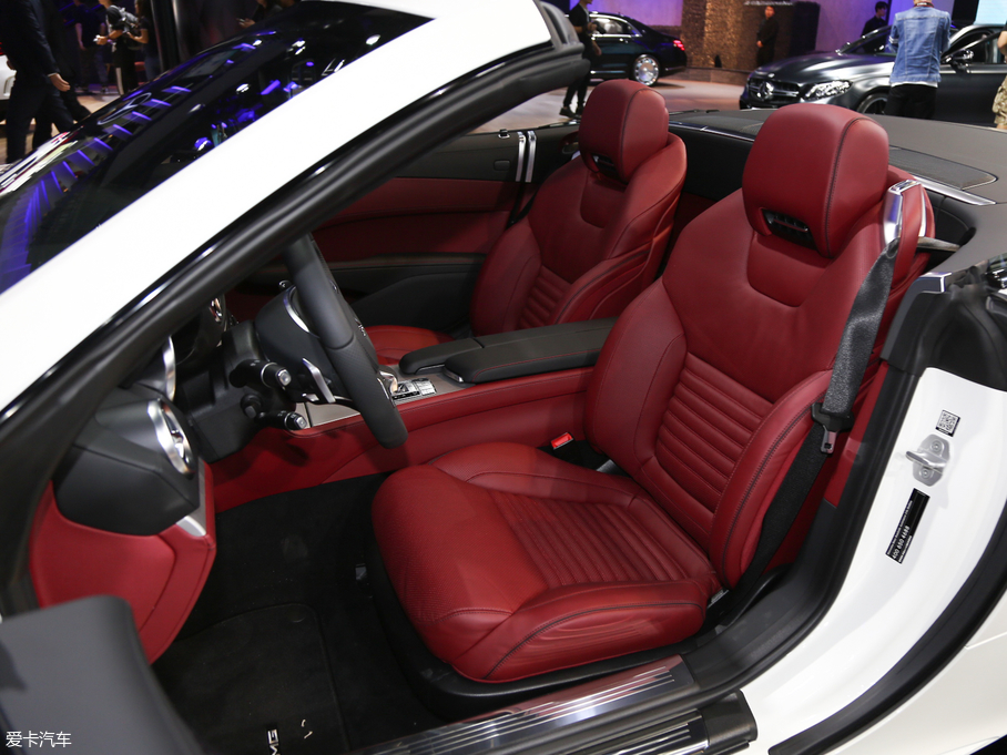 2017YSL SL 400 Passion Edition