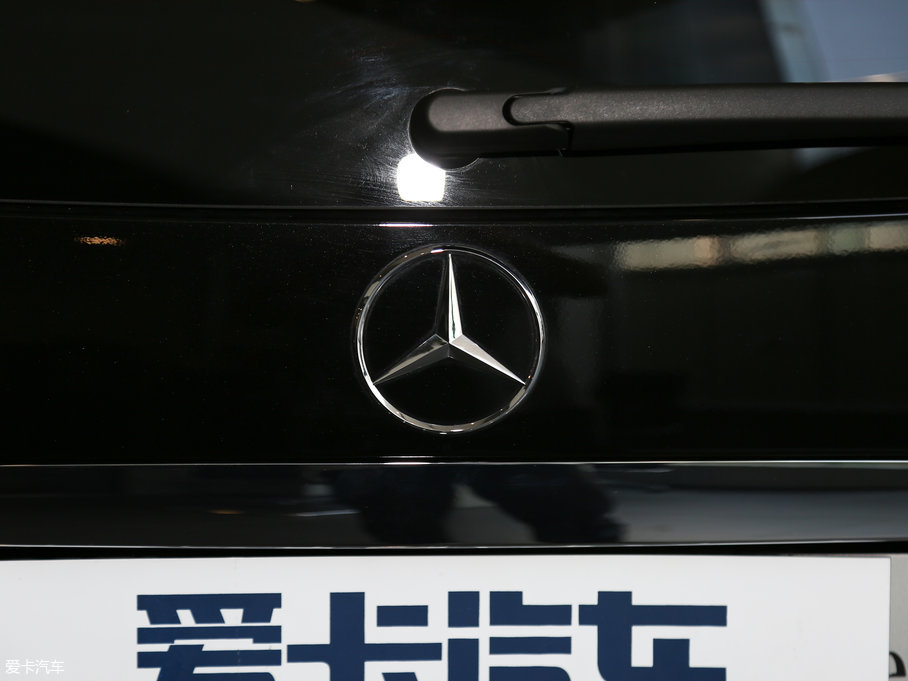 2017YR R 320 4MATIC Aذ