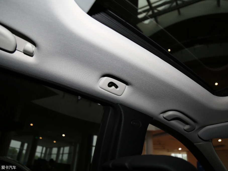 2017YR R 400 4MATIC ذ