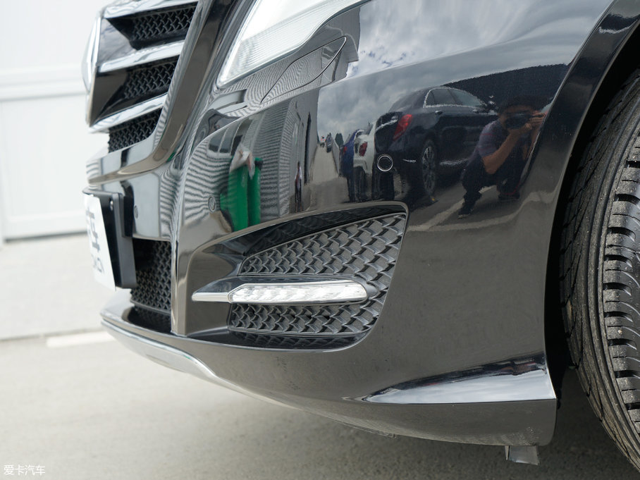 2017YR R 320 4MATIC ̄ذ