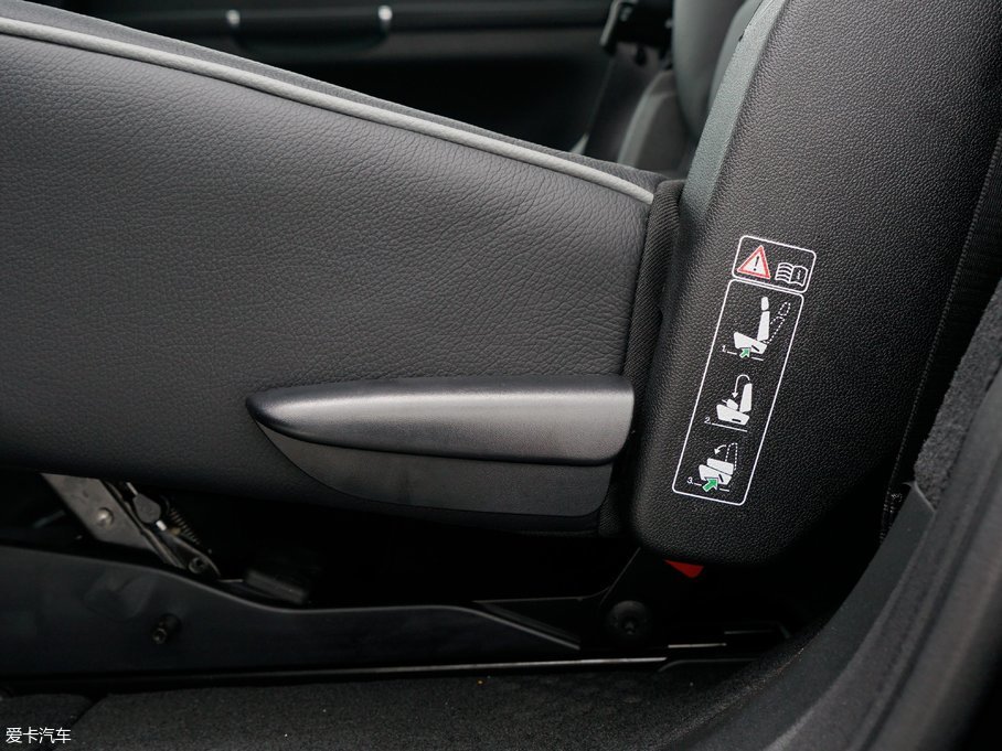 2017YR(j) R 320 4MATIC ̄(w)ذ