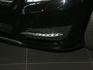 2017R 320 4MATIC Aذ ^