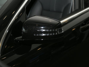 2017R 320 4MATIC Aذ ^