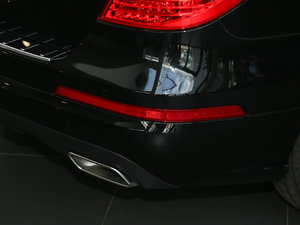 2017R 320 4MATIC Aذ ^