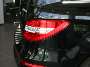 2017R 320 4MATIC Aذ ^