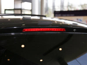 2017R 320 4MATIC Aذ ^