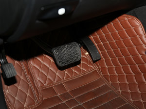 2017R 320 4MATIC Aذ g