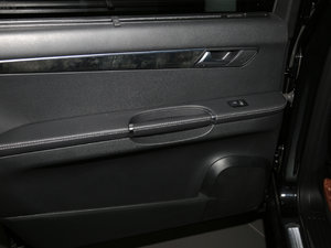 2017R 320 4MATIC Aذ g