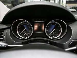 2017R 320 4MATIC Aذ x