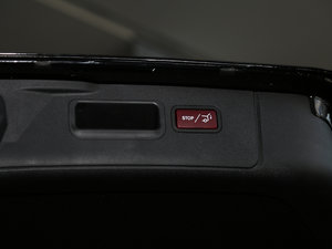 2017R 320 4MATIC Aذ 