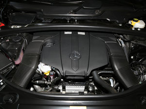 2017R 320 4MATIC Aذ 