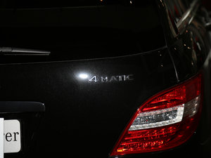 2017R 400 4MATIC ذ ^