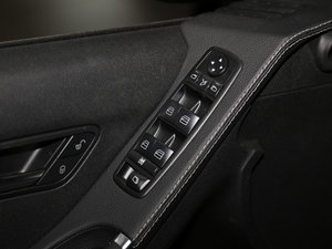 2017R 400 4MATIC ذ {܇ƅ^	