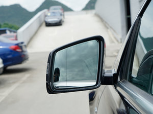 2017R 320 4MATIC ̄ذ ^