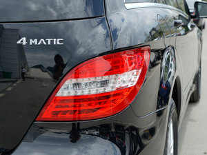 2017R 320 4MATIC ̄ذ ^