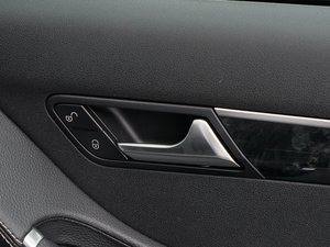 2017R 320 4MATIC ̄ذ g