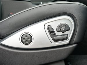 2017R 320 4MATIC ̄ذ g