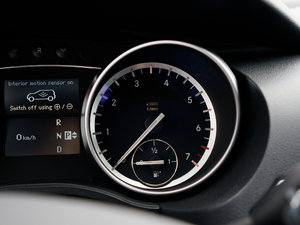 2017R 320 4MATIC ̄ذ п؅^