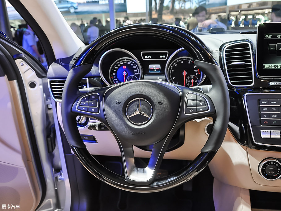 2017YGLECoupe GLE 500 4MATIC