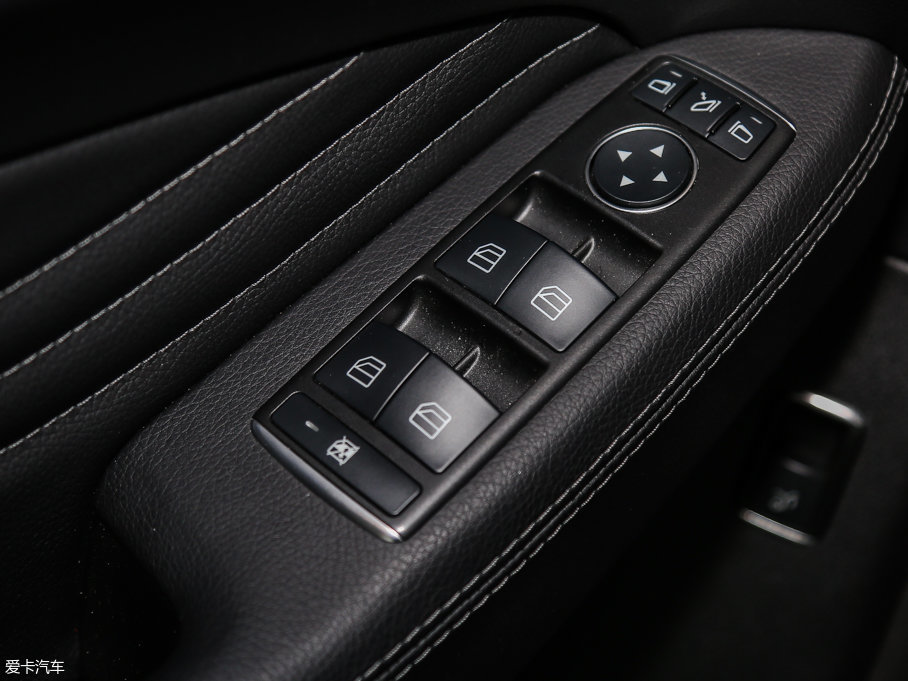 2017YGLECoupe GLE 320 4MATIC