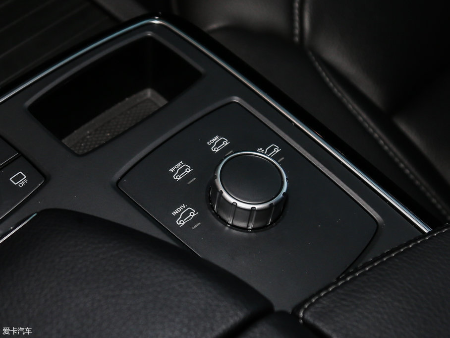 2017YGLECoupe GLE 320 4MATIC