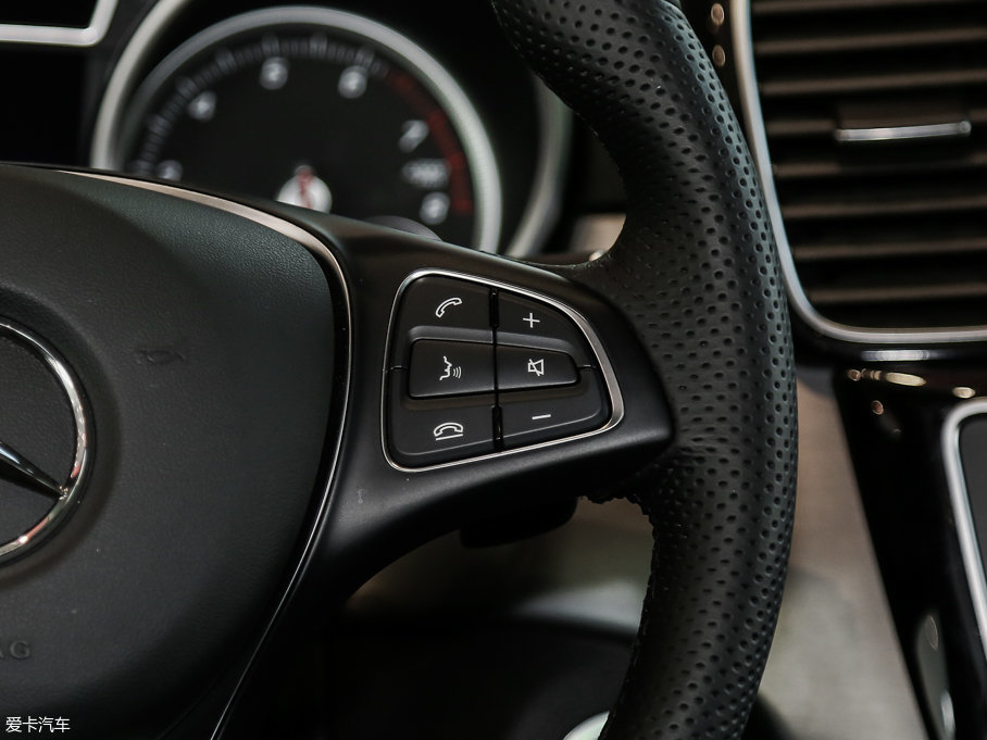 2017YGLECoupe GLE 320 4MATIC