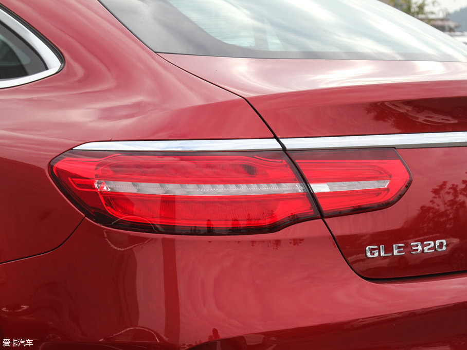 2017YGLECoupe GLE 320 4MATIC