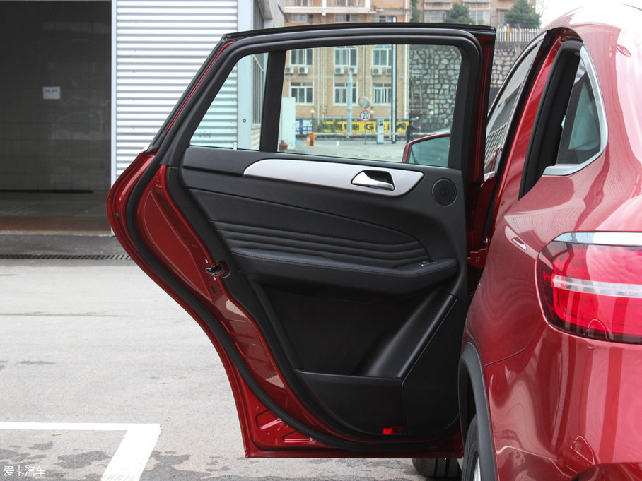 2017YGLECoupe GLE 320 4MATIC