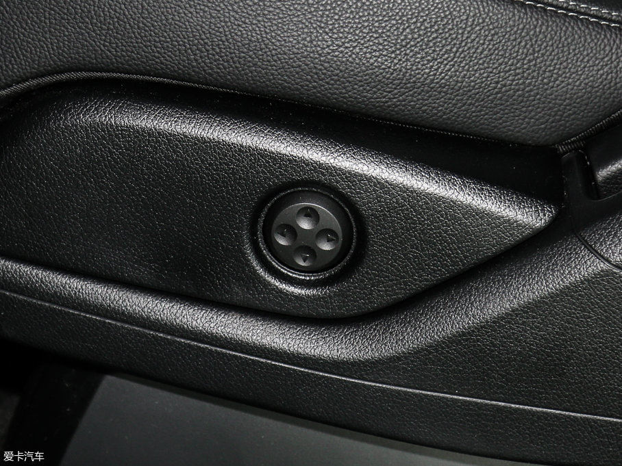 2017YGLECoupe GLE 320 4MATIC