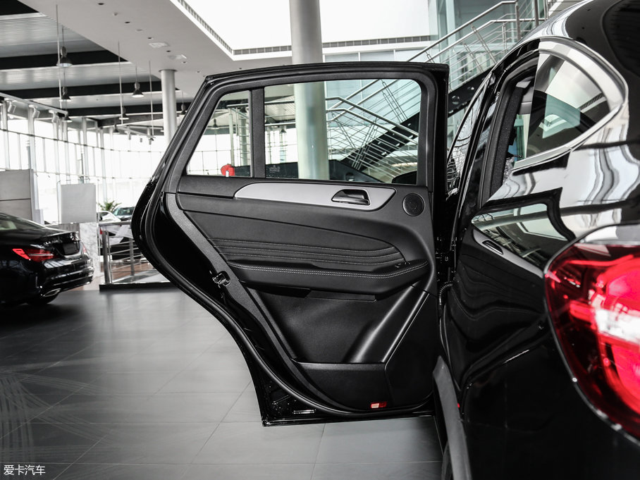 2017YGLECoupe GLE 320 4MATIC