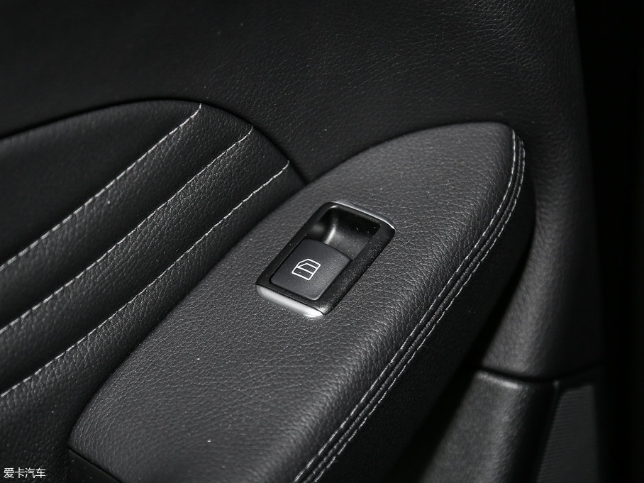 2017YGLECoupe GLE 320 4MATIC