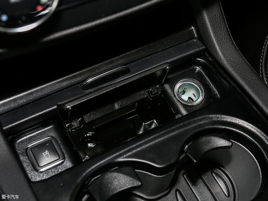 2017YGLECoupe GLE 320 4MATIC