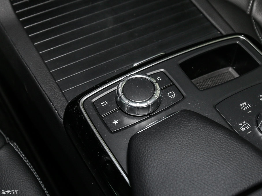 2017YGLECoupe GLE 320 4MATIC