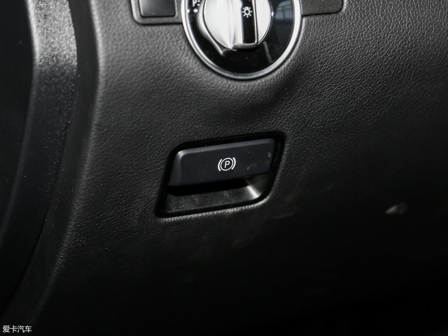 2017YGLECoupe GLE 320 4MATIC