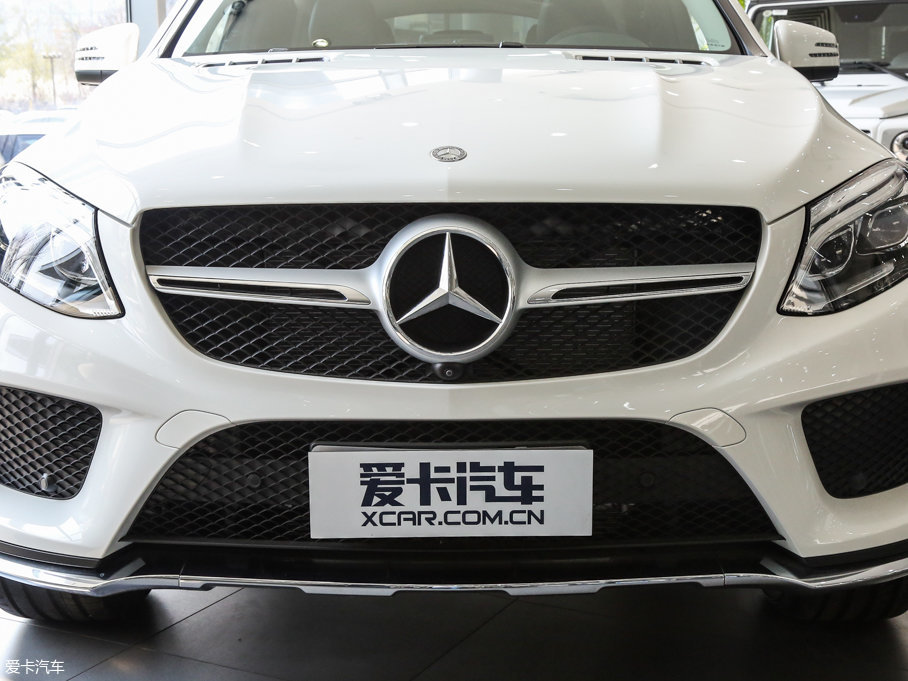 2017YGLECoupe GLE 400 4MATIC