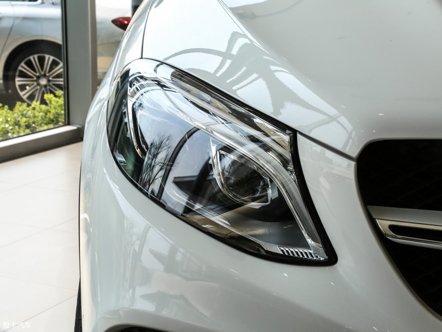 2017YGLECoupe GLE 400 4MATIC