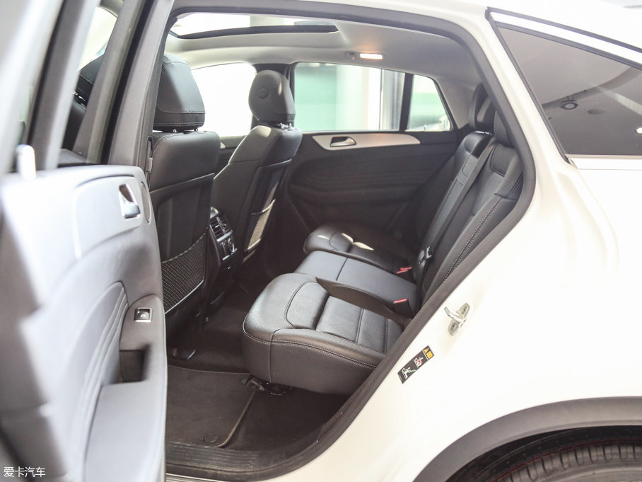 2017YGLECoupe GLE 400 4MATIC