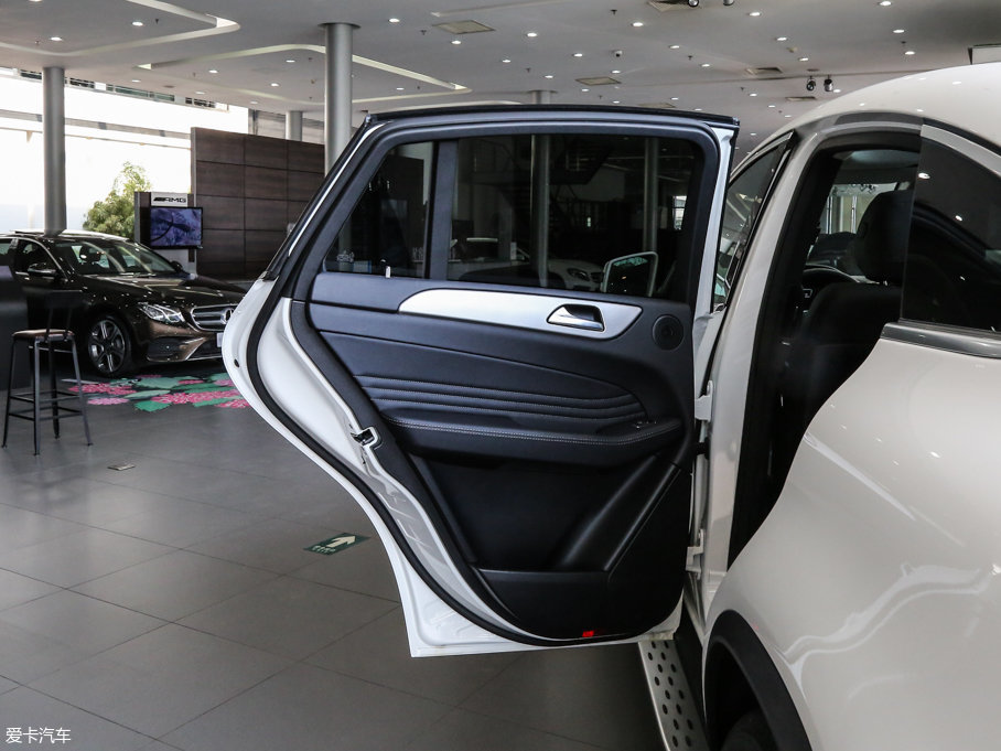 2017YGLECoupe GLE 400 4MATIC